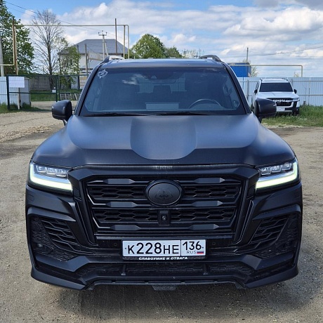 Toyota LAND CRUISER 300, 2023, 110 190 км