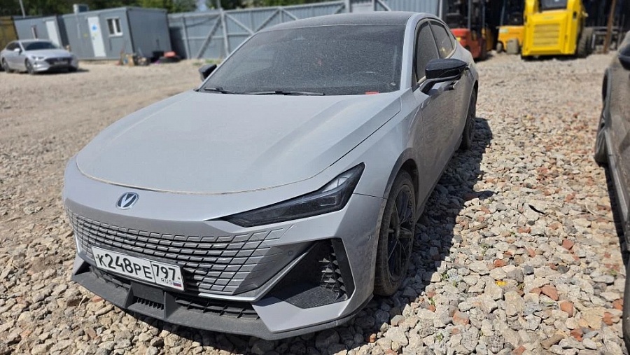 Changan UNI-V, 2023, 54 001 км