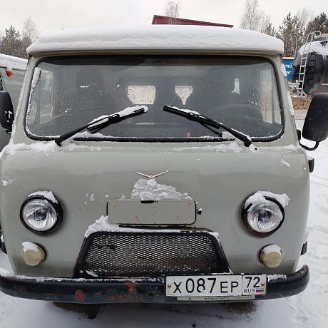 UAZ  