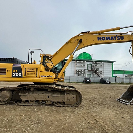 KOMATSU  
