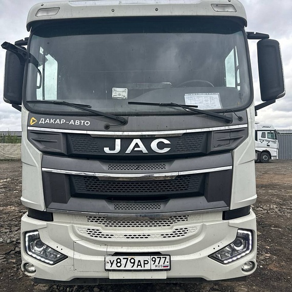 Новый завод 6752* на шасси JAC N180 Бортовой с КМУ, 2023, 114 102 км