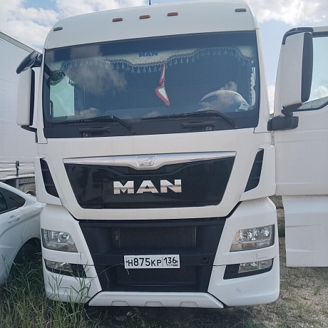 MAN  