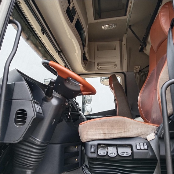 Foton AUMAN 4x2 Седельный тягач, 2022, 163 574 км