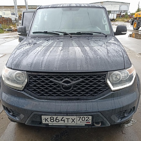 UAZ  