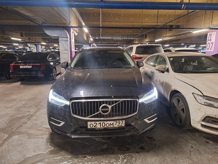 Volvo XC60, 2021, 131 144 км