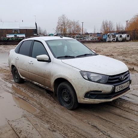LADA  
