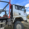 Shacman (Shaanxi) SX 6x6 Сортиментовоз с КМУ, 2024, 23 971 км