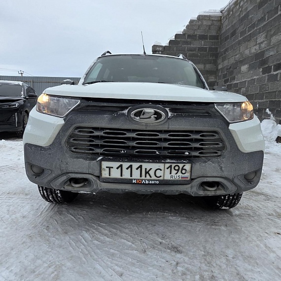 LADA Niva Travel, 2023, 9 504 км