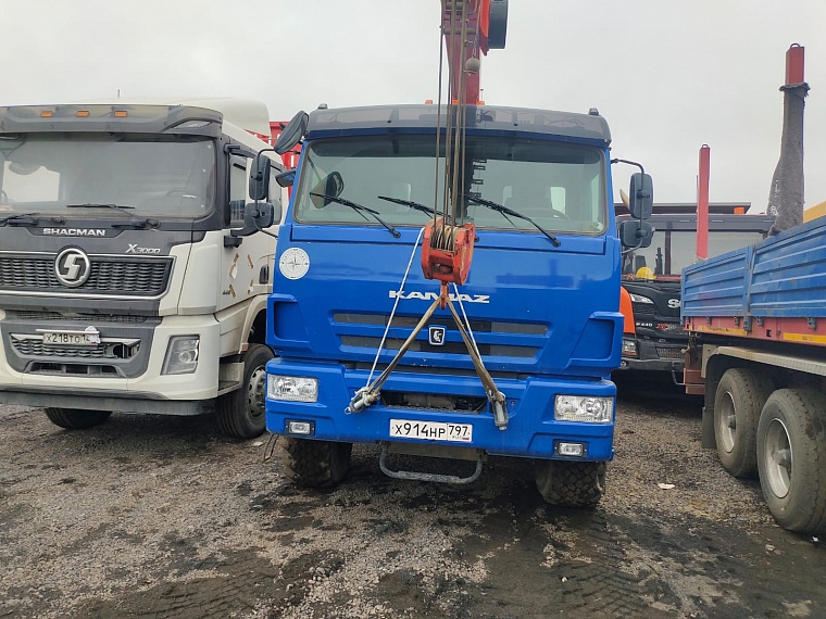 СПМ 732704 на шасси КамАЗ 43118 6x6 Седельный тягач с КМУ, 2022, 8 763 км