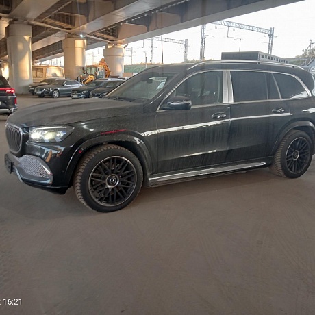 Mercedes-Benz  