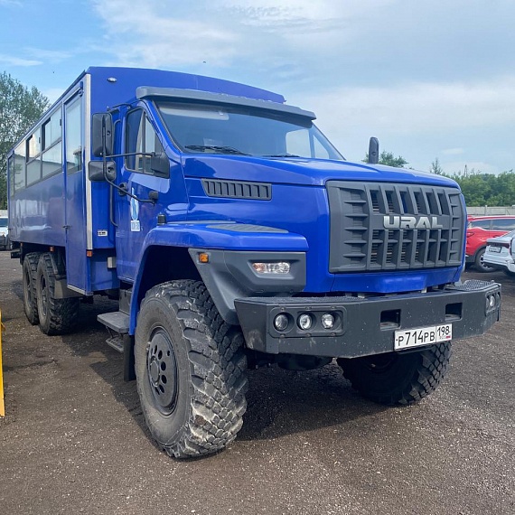 Ural 3255 6x6 Вахтовый автобус, 2023, 25 795 км