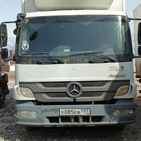 Mercedes-Benz  