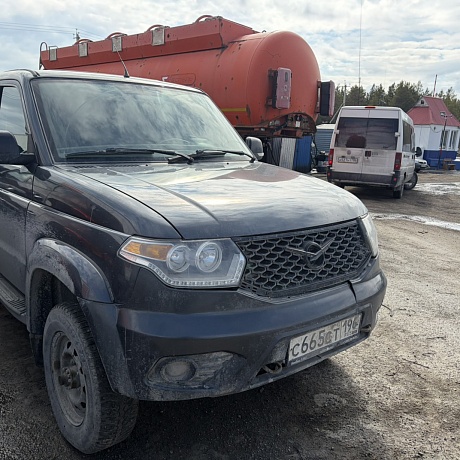 UAZ  