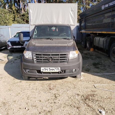 UAZ  