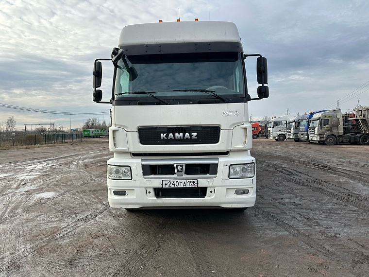КамАЗ 5490 4x2 Седельный тягач, 2018, 713 854 км