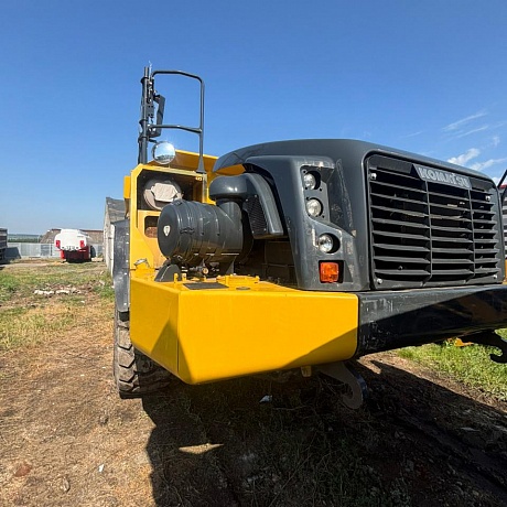 KOMATSU  