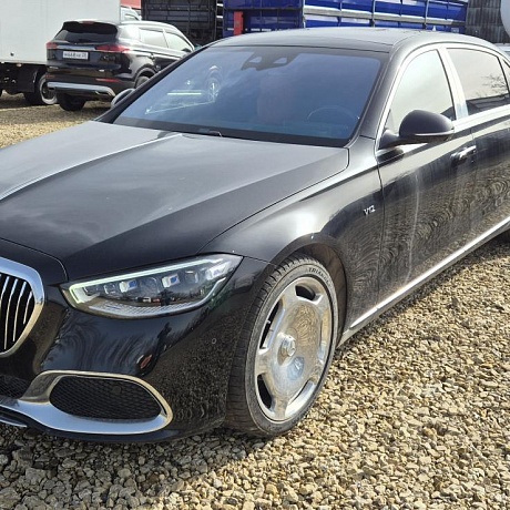 Mercedes-Benz  