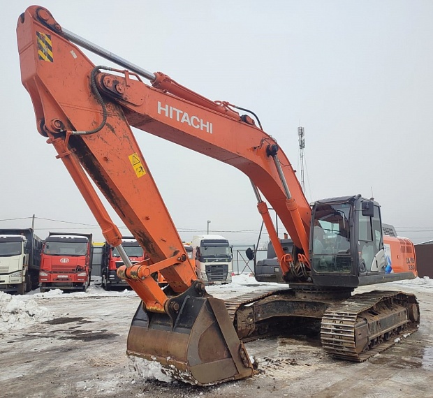 HITACHI ZX330 Экскаватор, 2023, 5 689 км