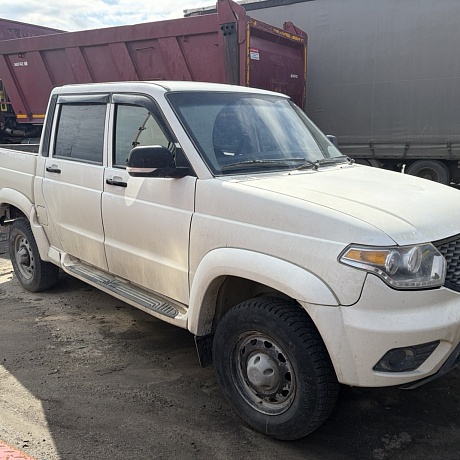 UAZ  