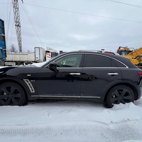 Infiniti  