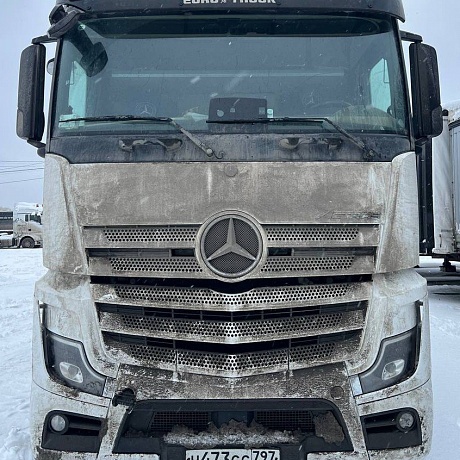 Mercedes-Benz  