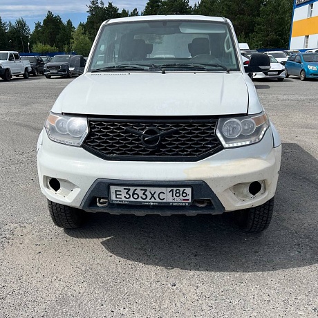 UAZ  