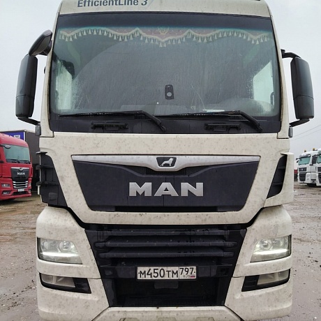 MAN  